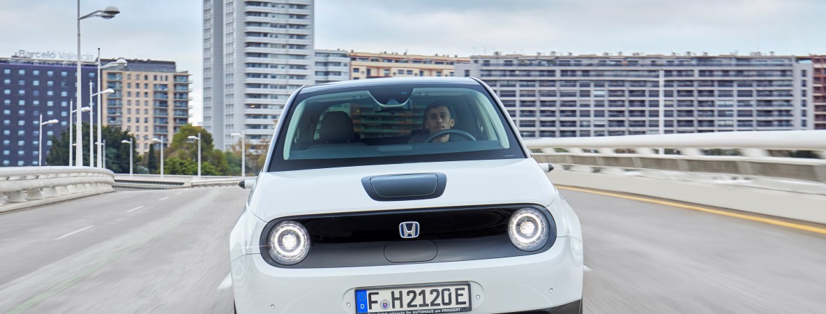 199741_2020_Honda_e.jpg