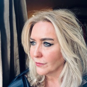 Kristel Vanderlinden