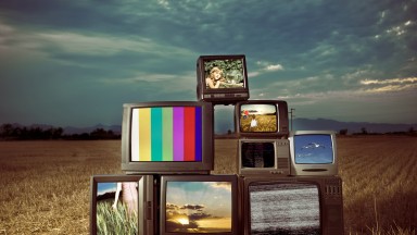 Old-TV-Show-108352452_4927x3285.jpeg